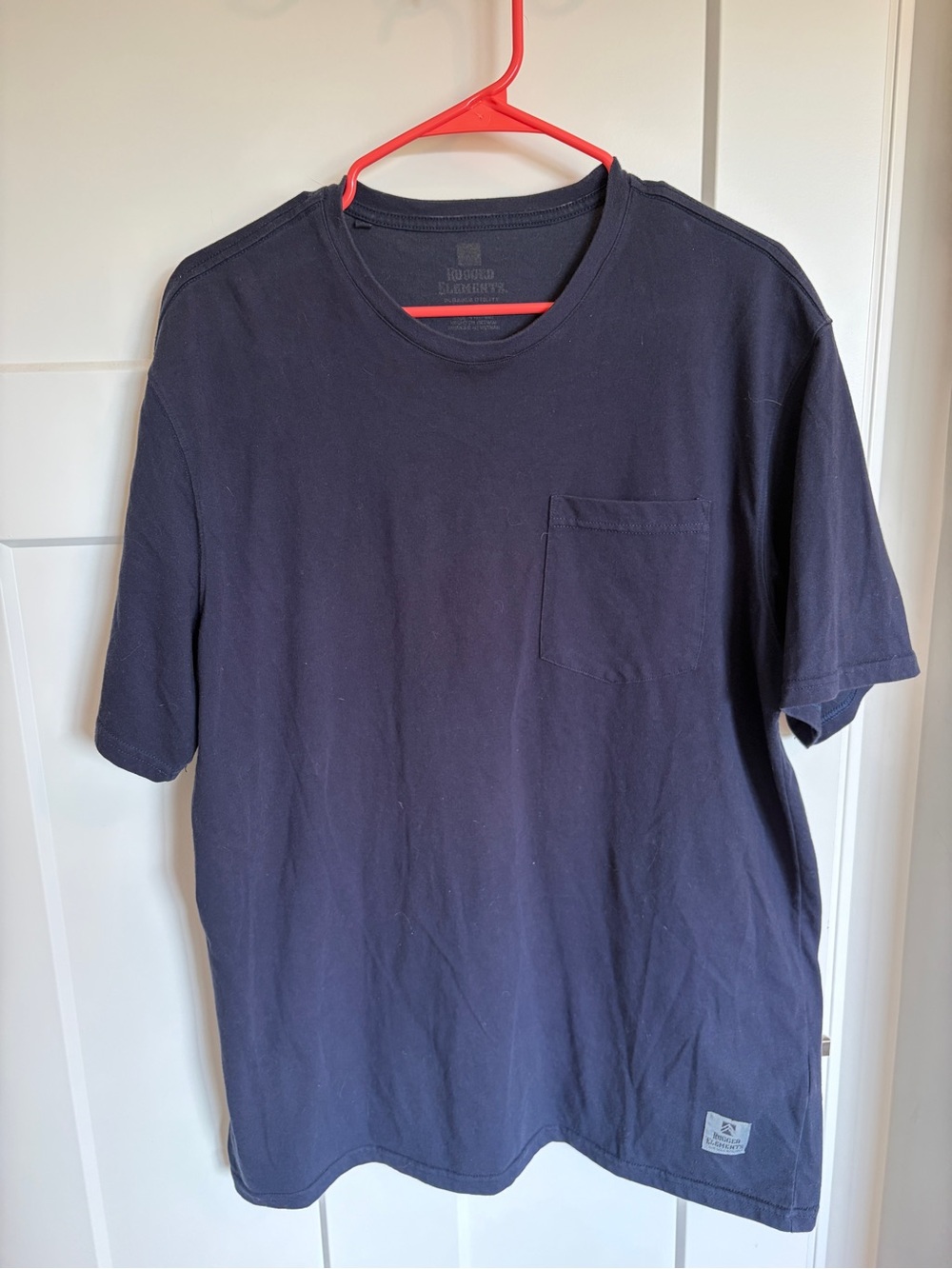 Rugged Elements Men’s Large Navy Blue T-Shirt